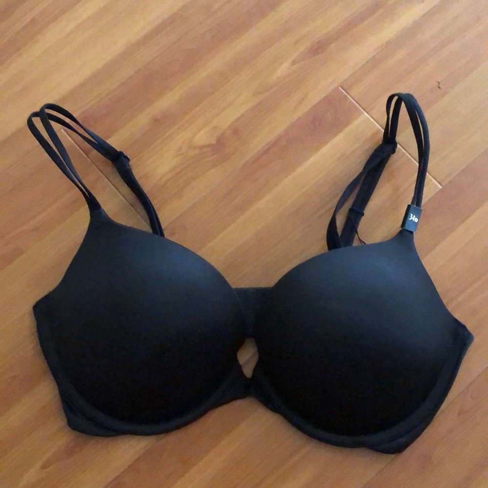 Victoria’s Secret Very Sexy Push up bra